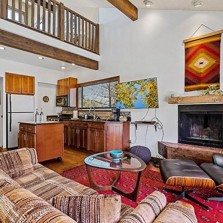 Вилла Delightful 1 Bdrm Country Club Retreat With Mt Elden Views! Флагстафф Экстерьер фото