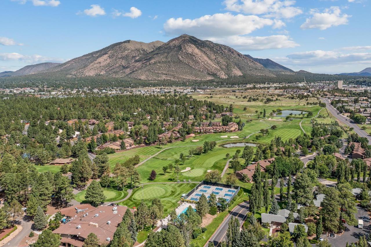 Вилла Delightful 1 Bdrm Country Club Retreat With Mt Elden Views! Флагстафф Экстерьер фото